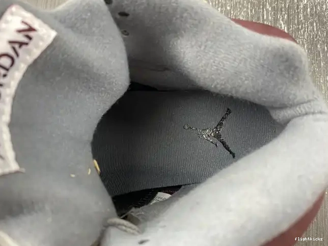 DZ4131-600 Burgundy 5 Air Jordan 0604